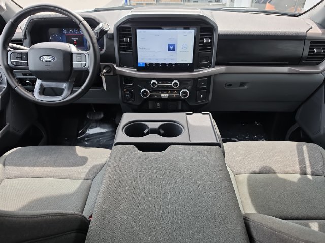 2025 Ford F-150 XLT - Photo 12