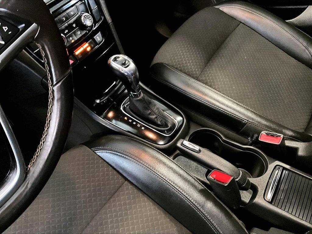 Used 2019 Black Buick Preferred image 21
