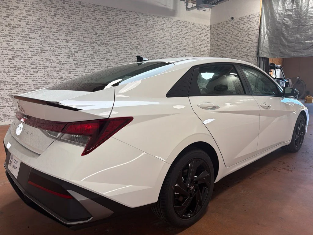 New 2026 Serenity White Hyundai SEL Sport image 7