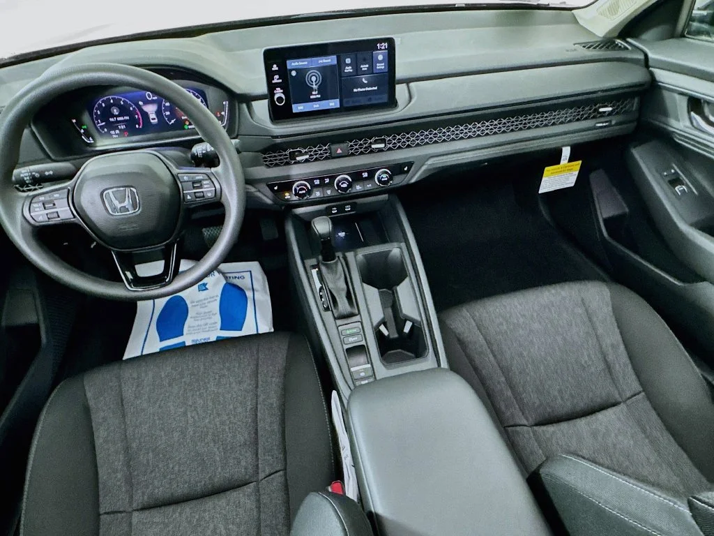 New 2026 Canyon River Blue Metallic Honda SE image 31