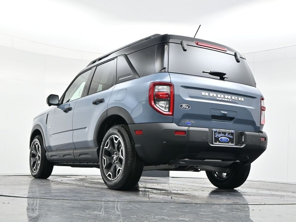 New 2026 Azure Gray Metallic Tri-Coat Ford Outer Banks® image 48