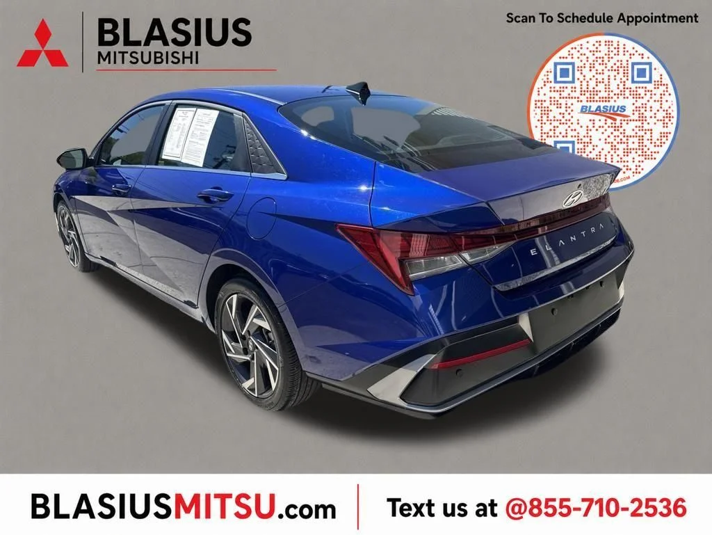 Used 2024 Blue Hyundai SEL image 5