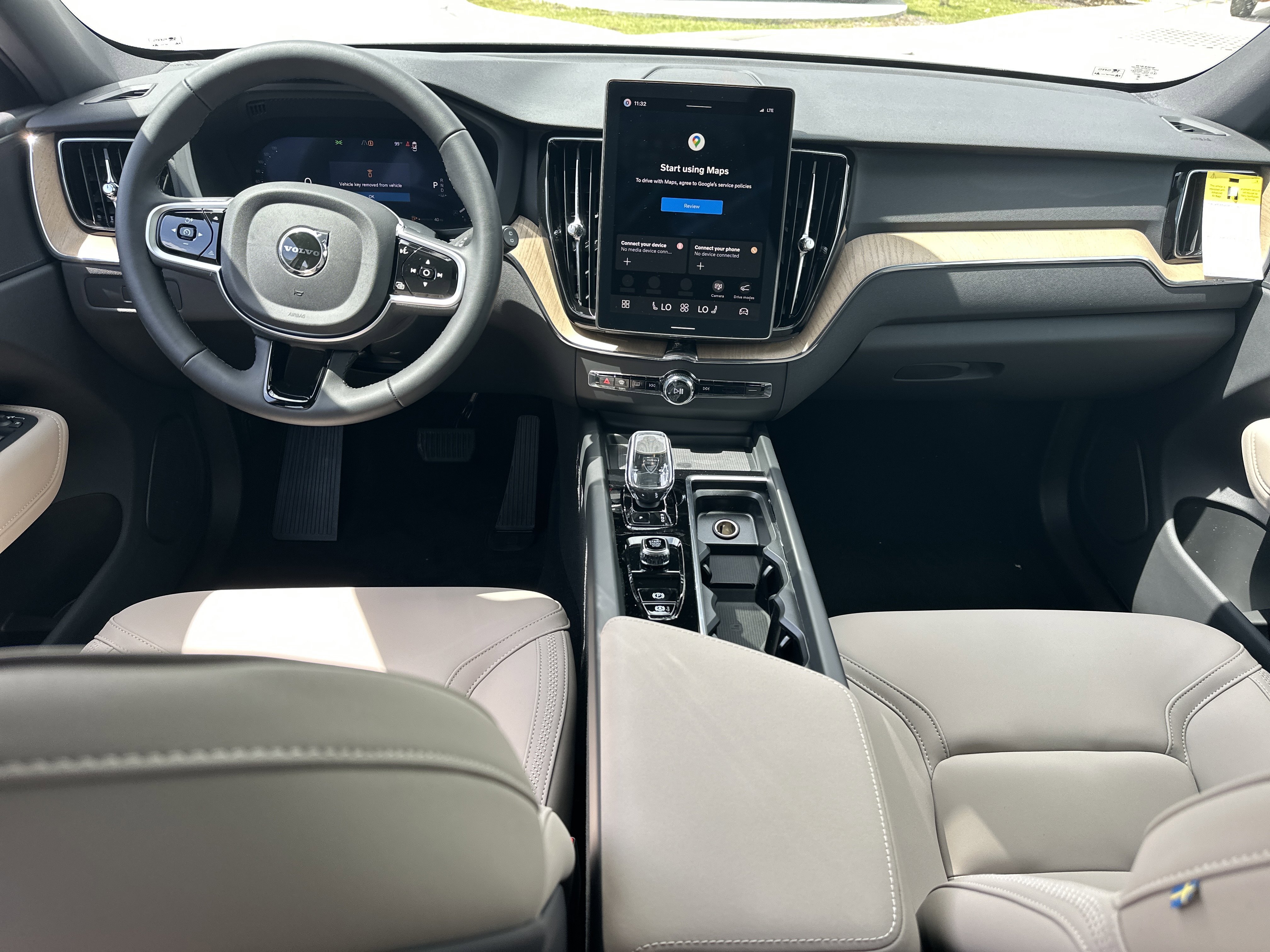 New 2026  Volvo Plus image 16