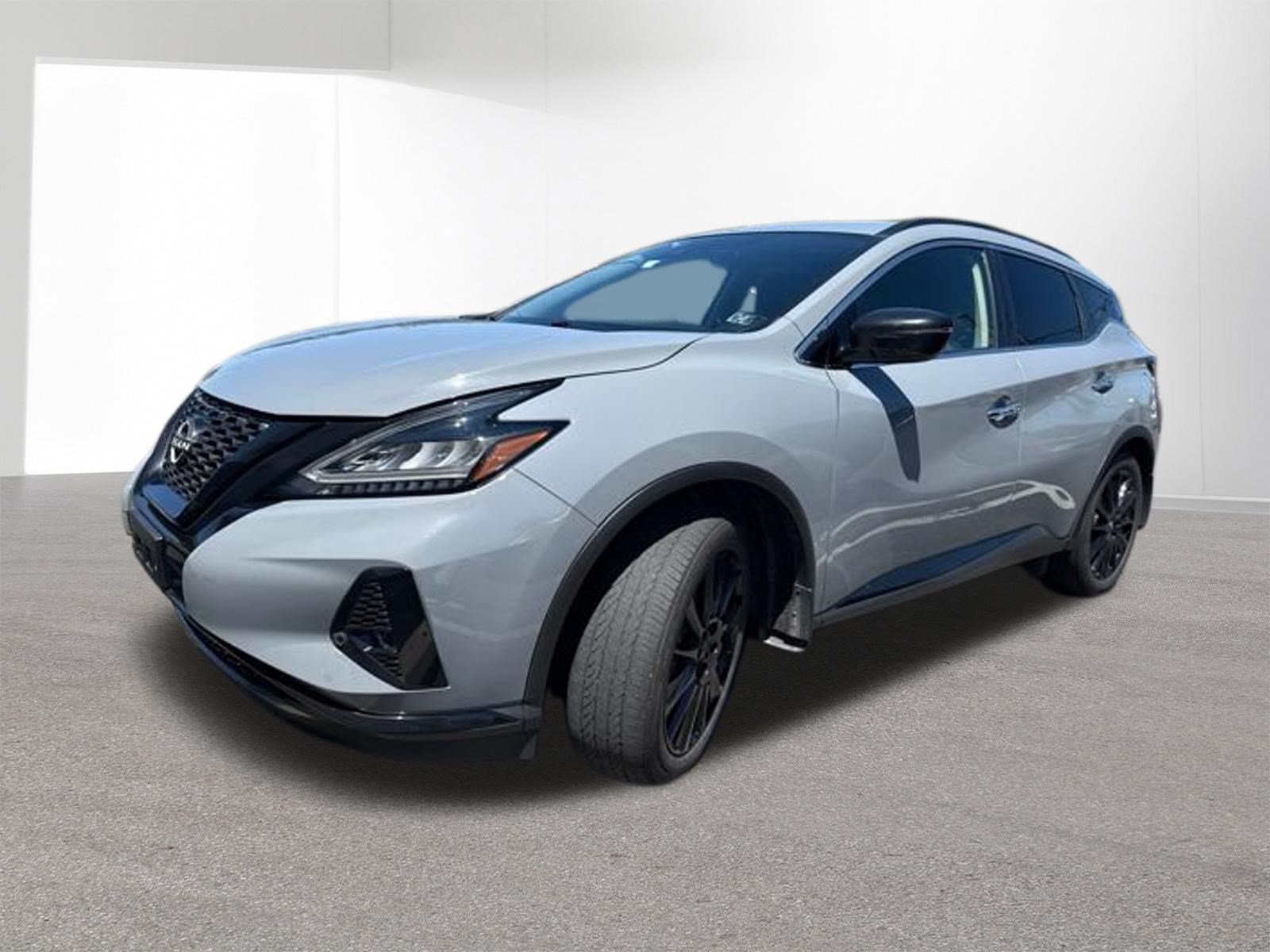 Used 2023 Boulder Gray Pearl Nissan SV image 3
