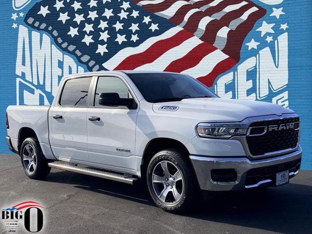 2026 RAM 1500 Tradesman Crew Cab 4x4 5'7