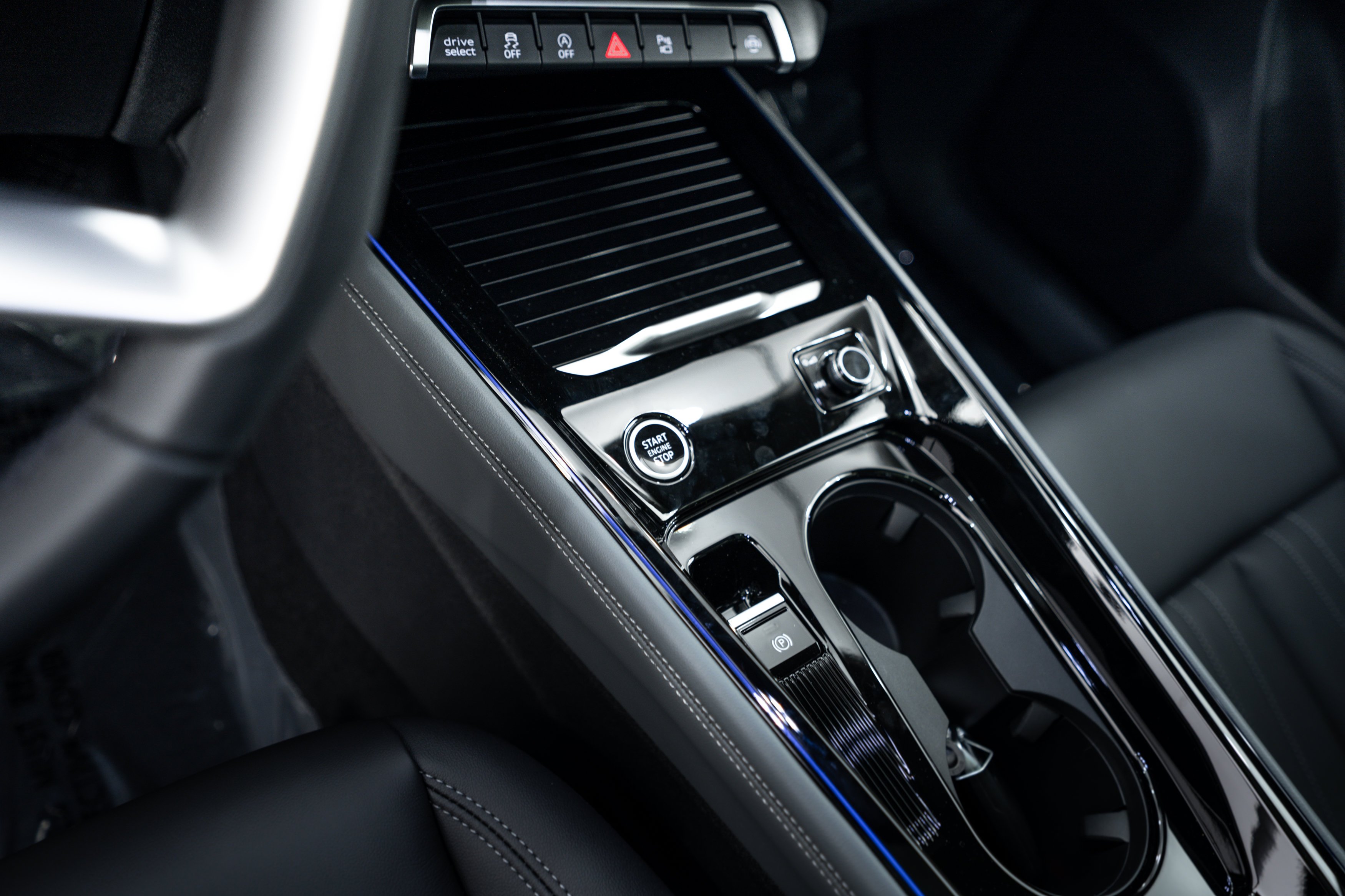 New 2026 Glacier White Audi S line image 10