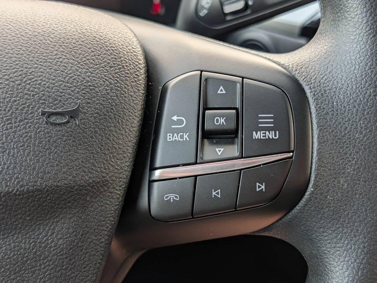 Used 2025 Agate Black Ford Active image 25