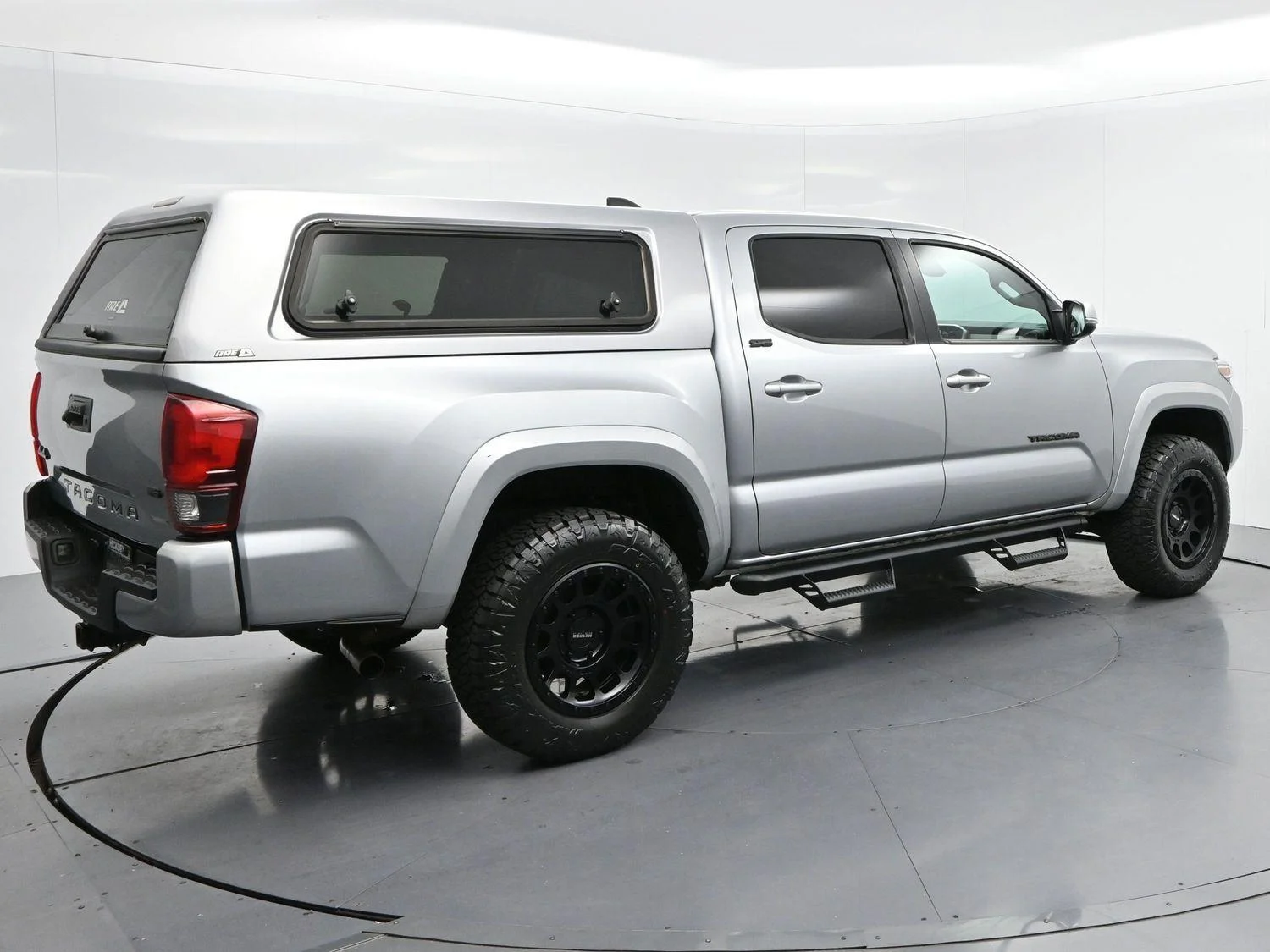 Used 2023 Celestial Silver Metallic Toyota SR5 V6 image 7