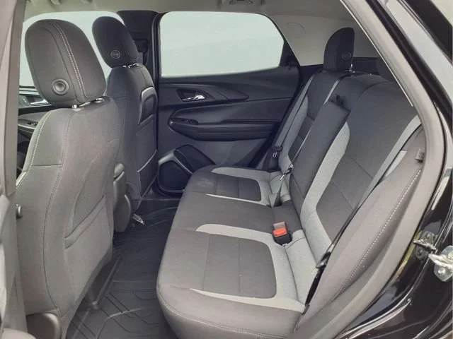 New 2026 Mosaic Black Metallic Chevrolet LT image 17