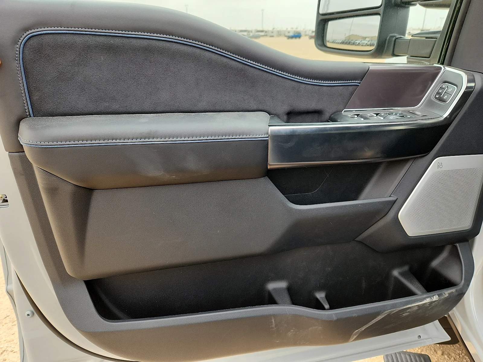 New 2026 Avalanche Ford F-350® Platinum® image 14