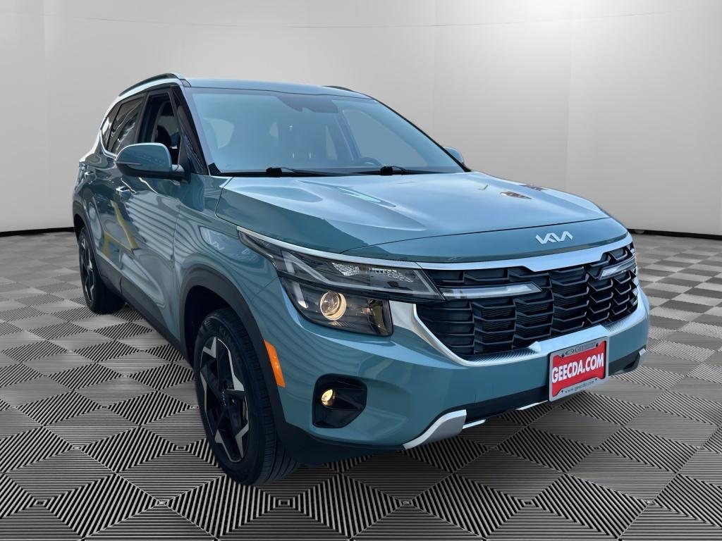 Used 2024 Pluton Blue Kia EX image 3