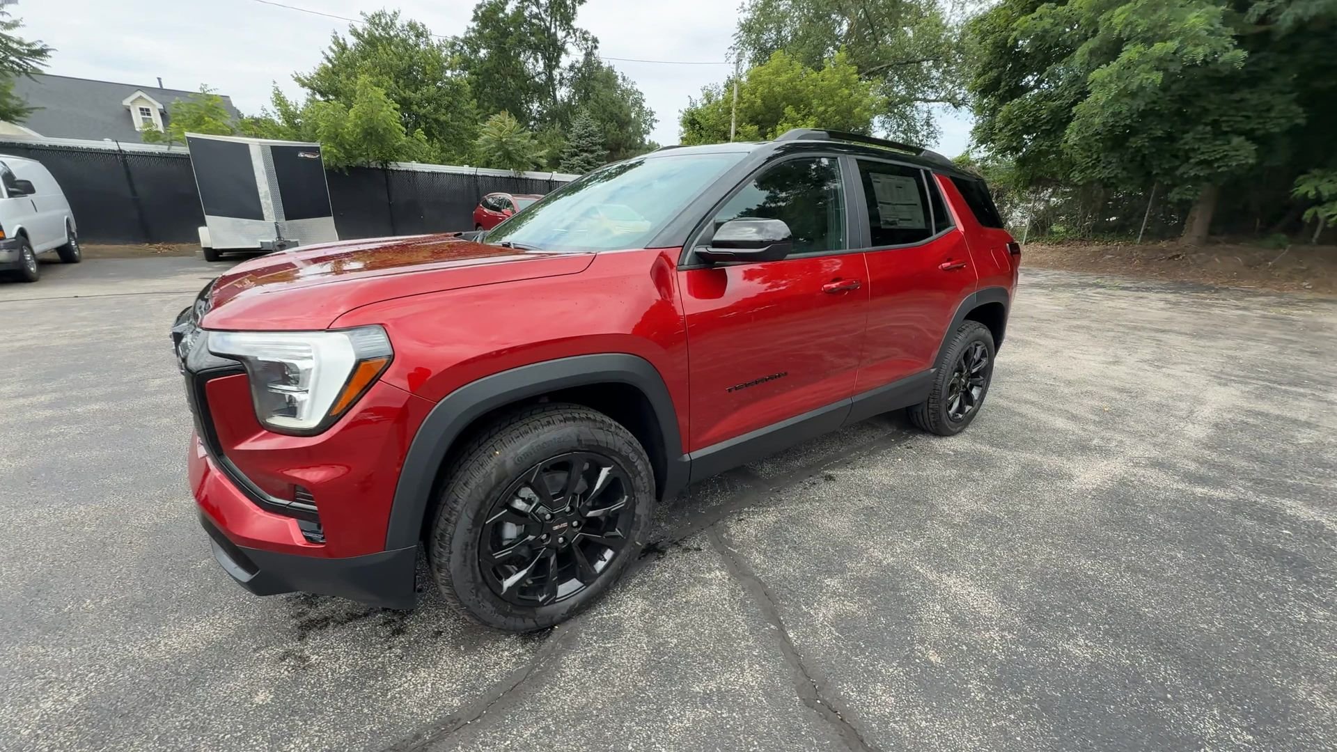 New 2027 Volcanic Red Tintcoat GMC Elevation image 35