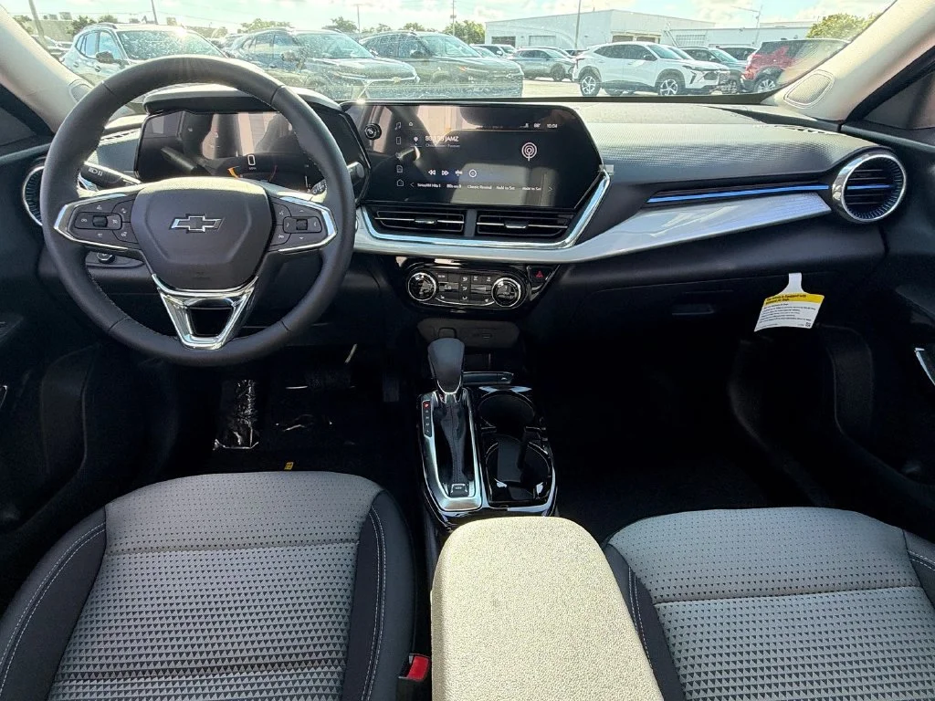 New 2026 Mosaic Black Metallic Chevrolet LT image 13