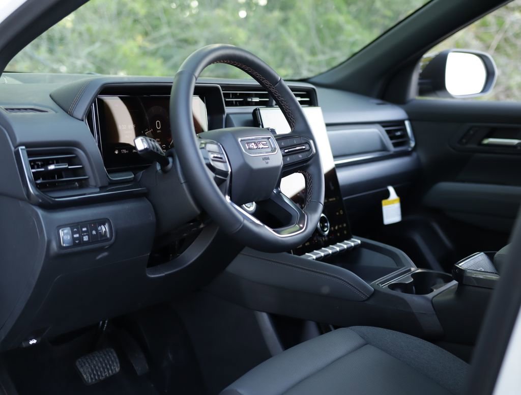 2026 GMC Terrain AT4 - Photo 9