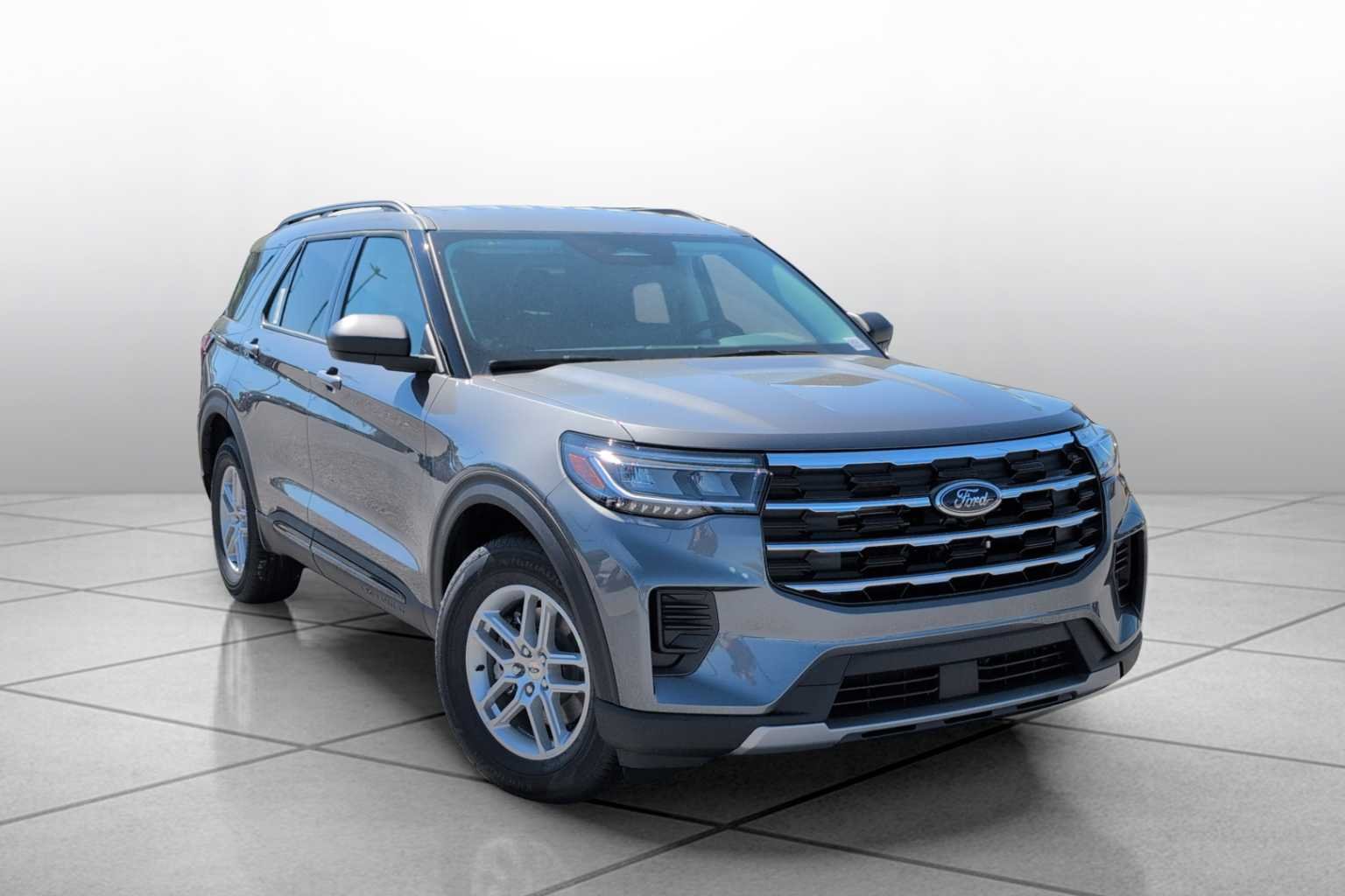 New 2026 Carbonized Gray Metallic Ford Active w/200A Pkg image 2