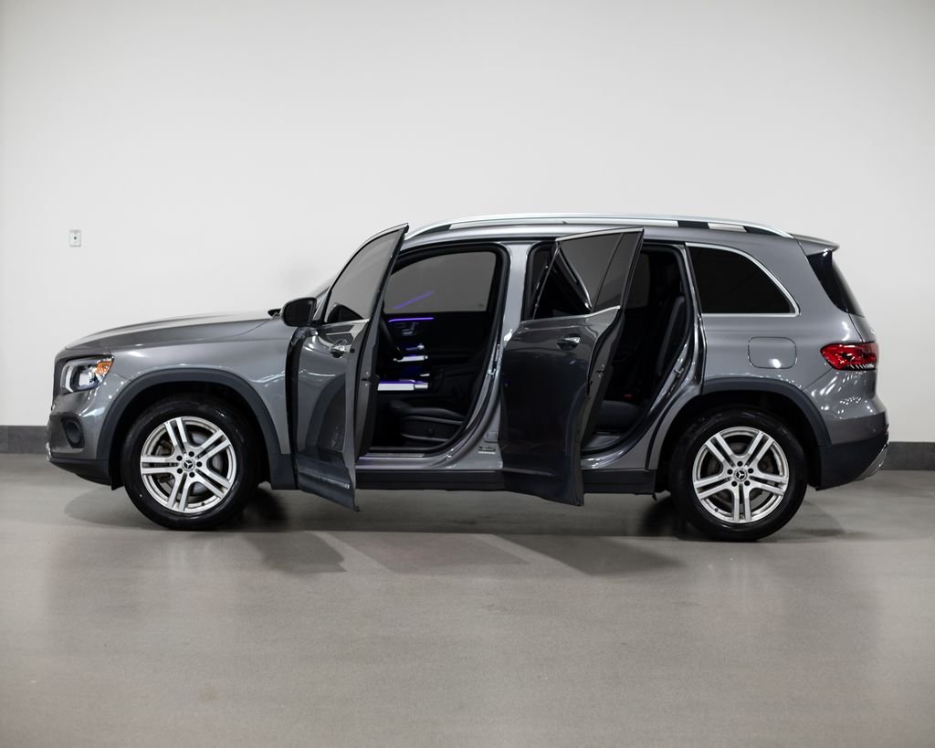 Certified Used 2023 Gray Mercedes-Benz GLB 250 image 3