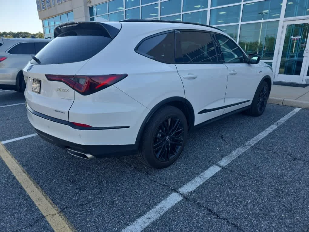 Used 2025 Platinum White Pearl Acura w/A-Spec Advance Package image 2