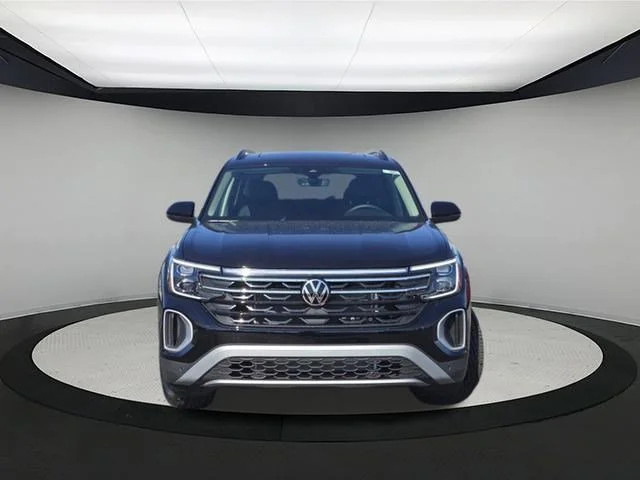 New 2026 Deep Black Pearl Volkswagen 2.0T Peak Edition image 2