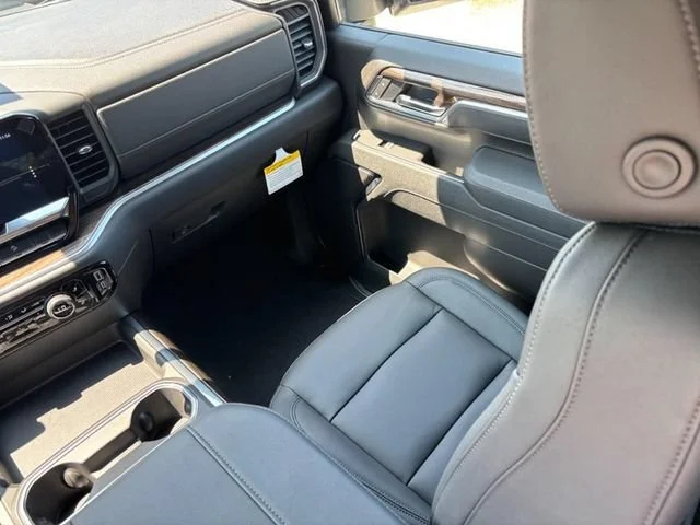 2026 Chevrolet Silverado 2500 HD LT - Photo 9