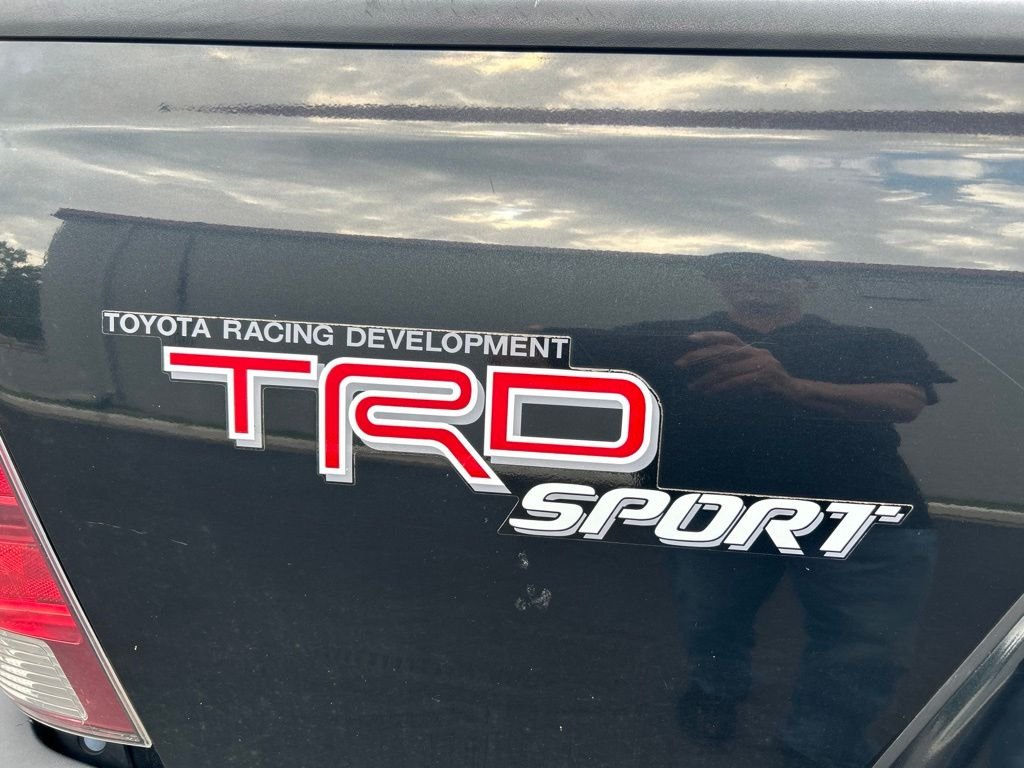 Used 2010 Black Toyota Base image 5