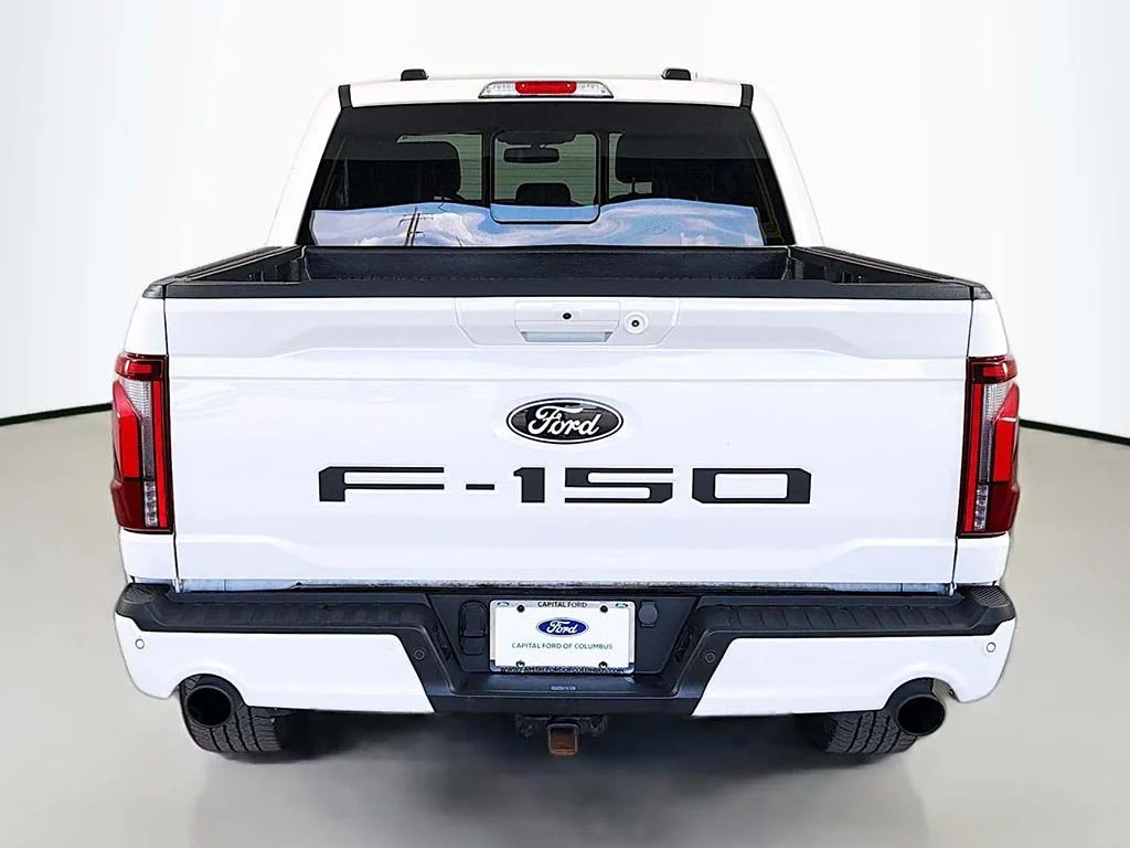 Used 2024 Star White Ford Lariat image 17