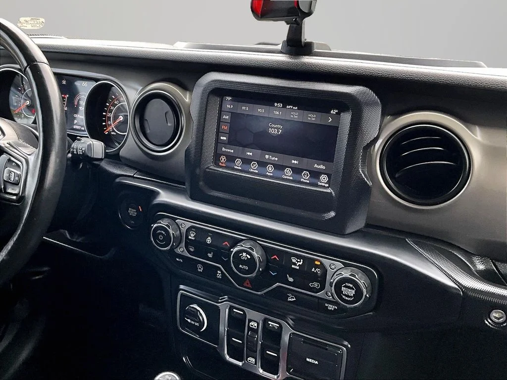 Used 2018 Black Jeep Unlimited Sport S image 6