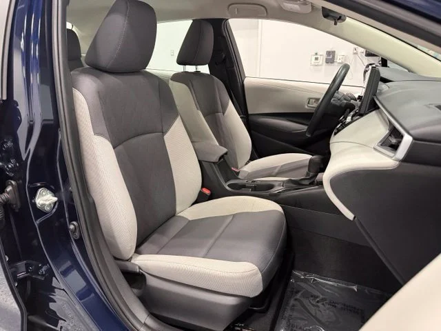 Used 2024  Toyota LE image 28