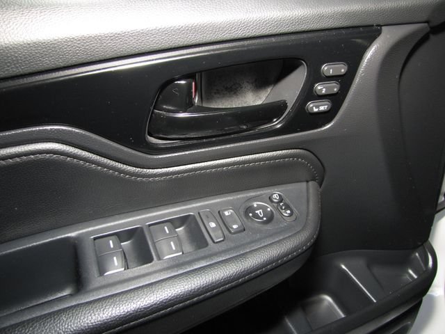 2024 Honda Odyssey Elite - Photo 41