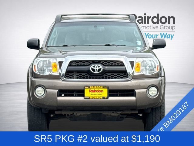 Used 2011 Pyrite Mica Toyota SR5 image 2