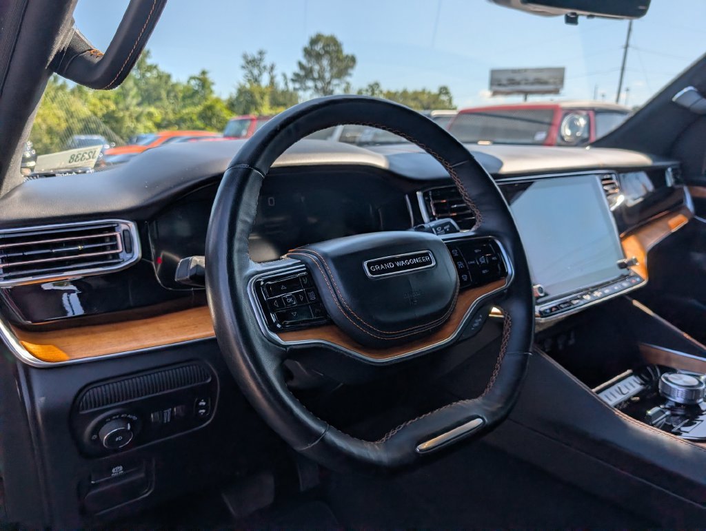 Used 2024 Black Jeep Series III image 24