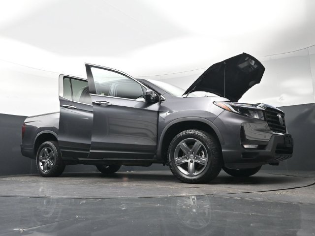 Certified Used 2023 Modern Steel Metallic Honda AWD RTL-E image 62