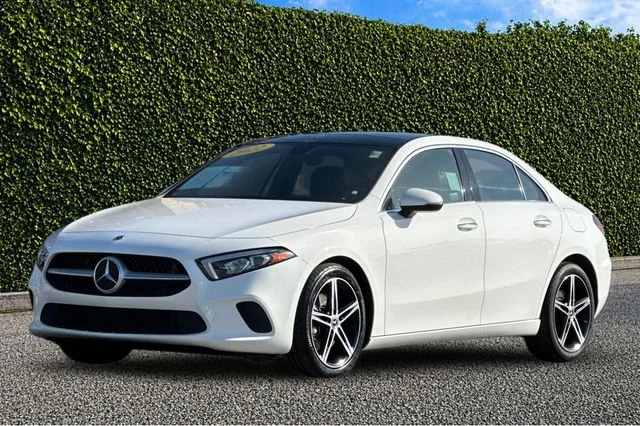 Used 2022 White Mercedes-Benz A 220 image 7