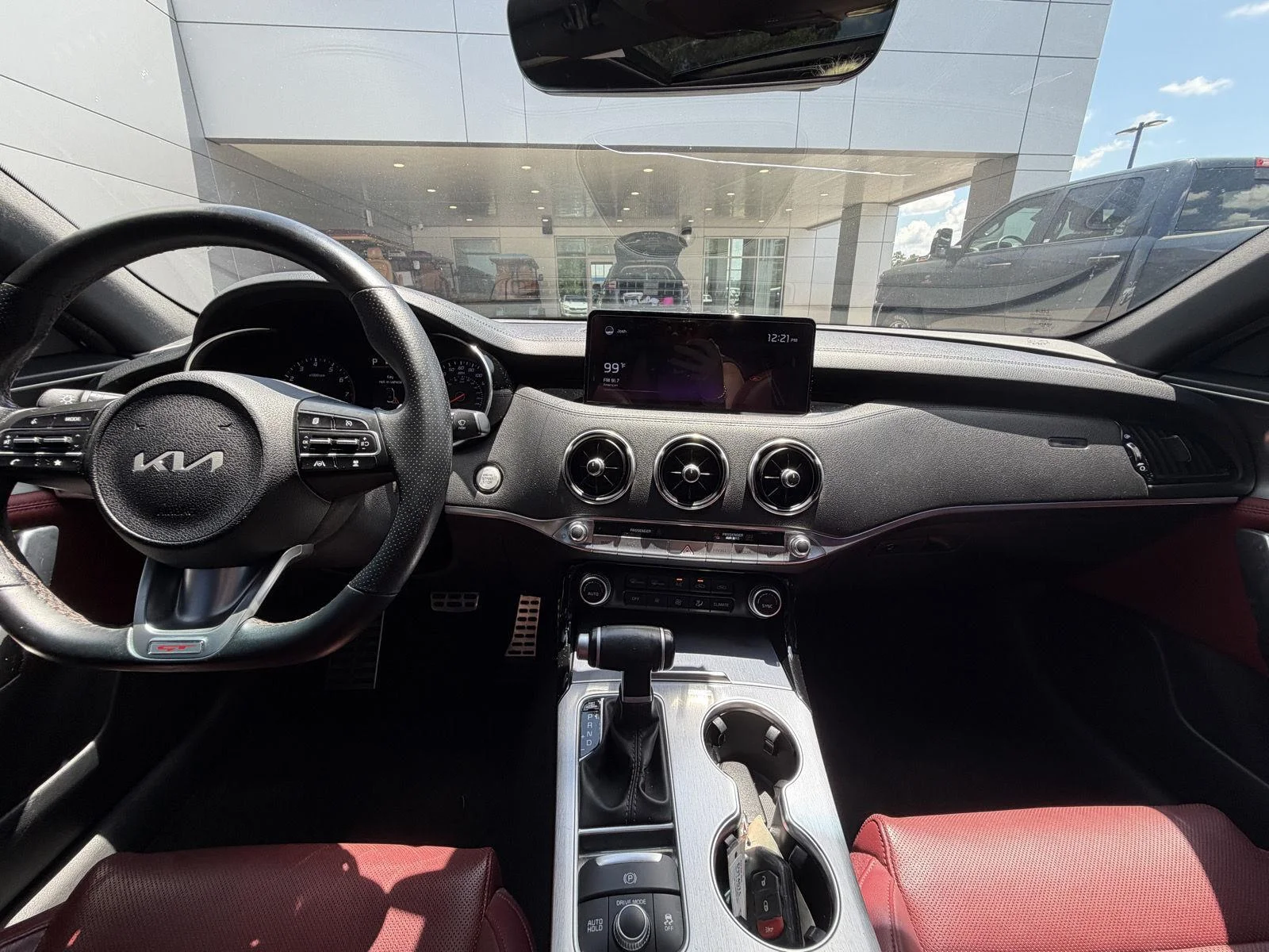 Used 2022 Snow White Pearl Kia GT1 image 7