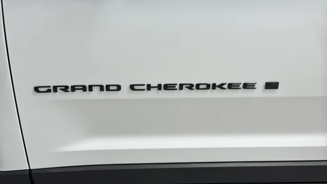 Used 2024 Bright White Clearcoat Jeep Limited image 42