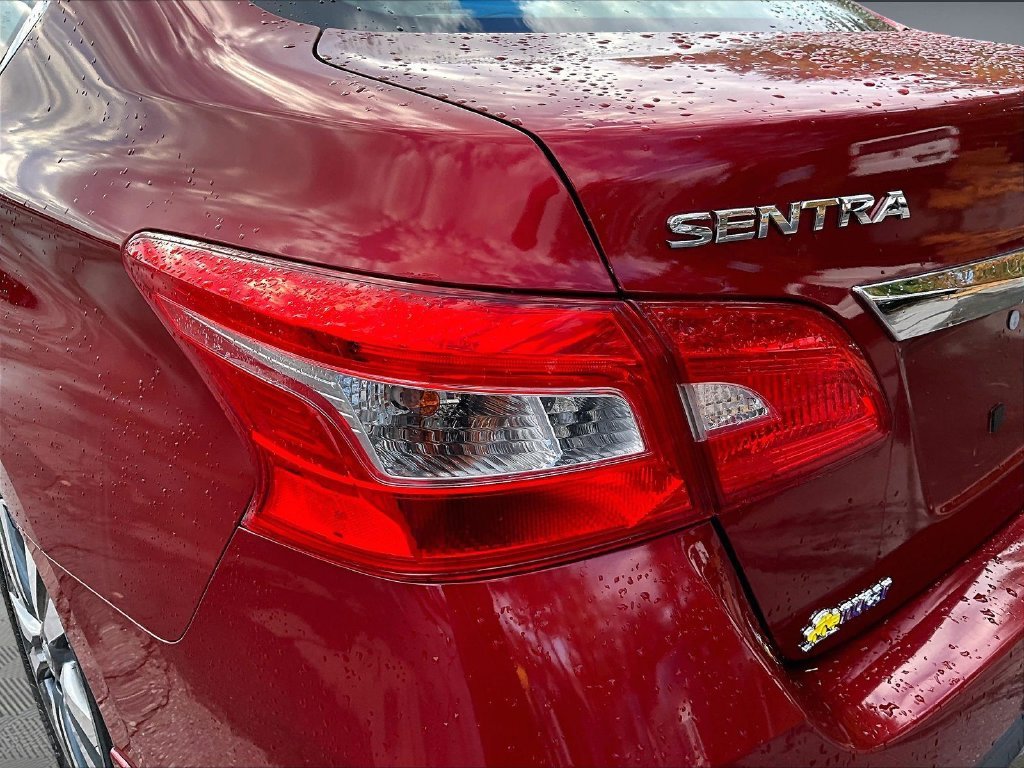 Used 2017 Scarlet Ember Nissan SL image 34