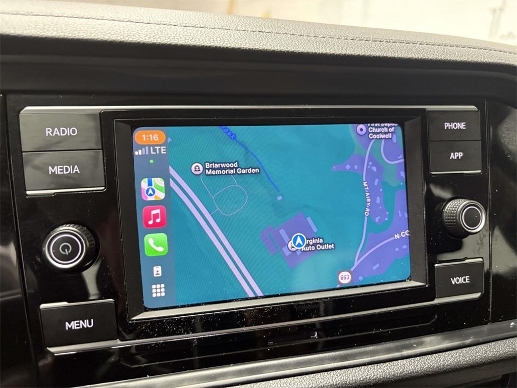 2024 Volkswagen Jetta 1.5T SE photo 3