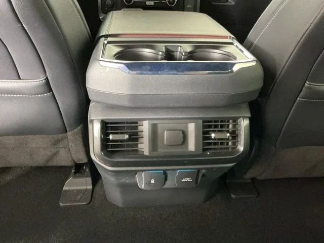Used 2022 Black Ford Lariat image 25