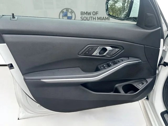 2024 BMW 3 Series 330i - Photo 19