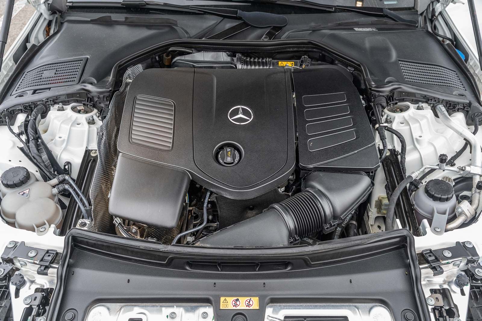 2022 Mercedes-Benz C-Class Sedan C 300 - Photo 21