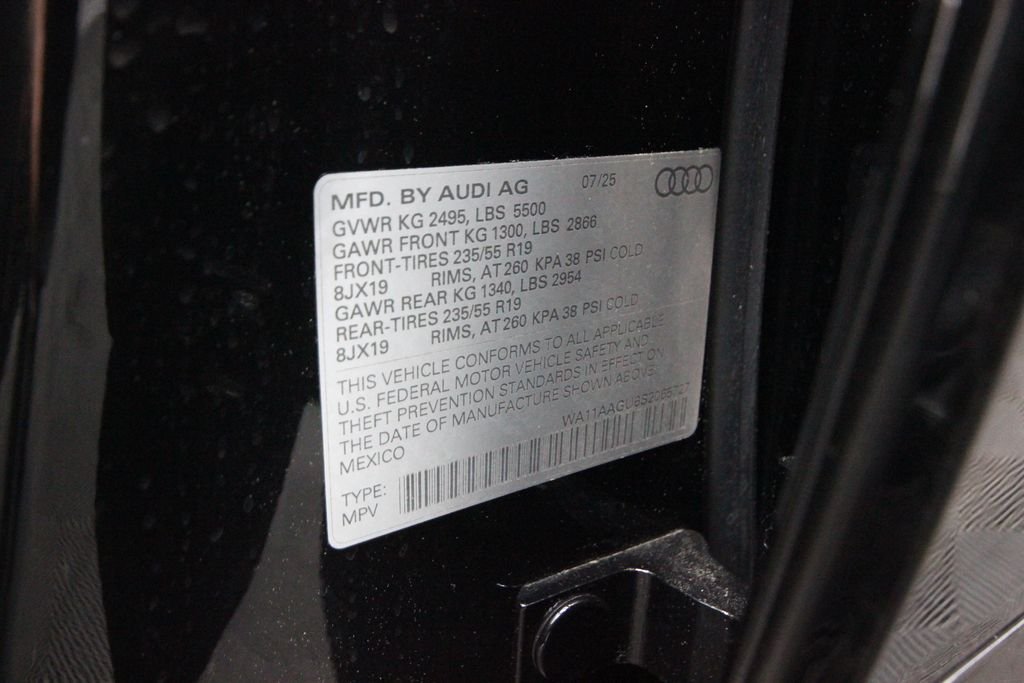 2025 Audi Q5 Premium - Photo 32
