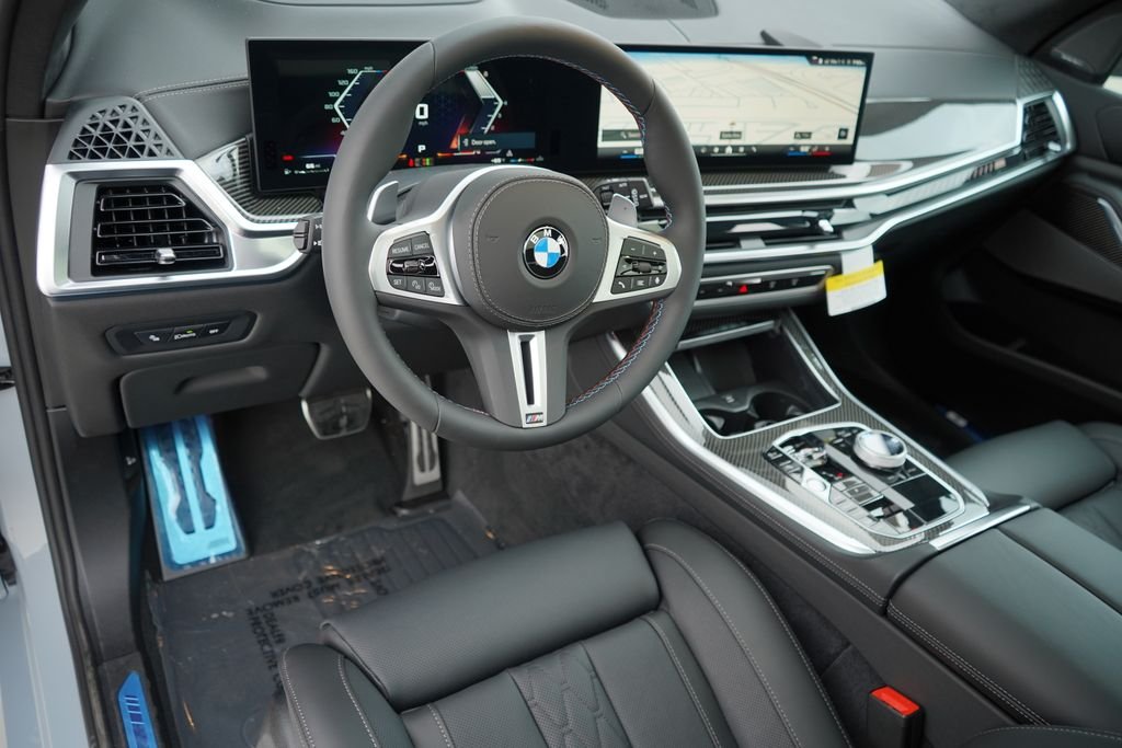 New 2026 Brooklyn Grey Metallic BMW M60i image 11
