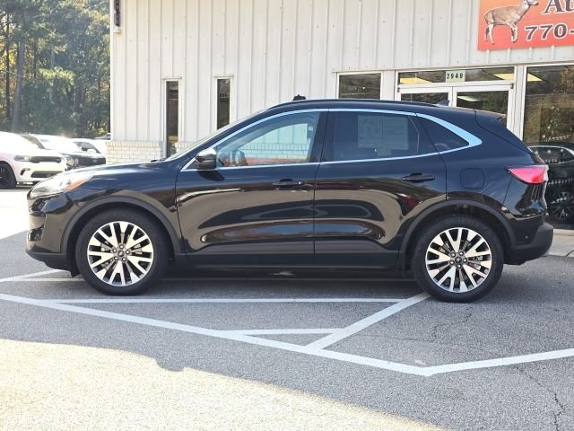 2020 Ford Escape Titanium Hybrid photo 2