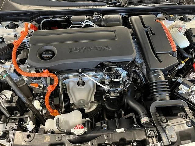 New 2026 Platinum White Pearl Honda Sport Hybrid image 6
