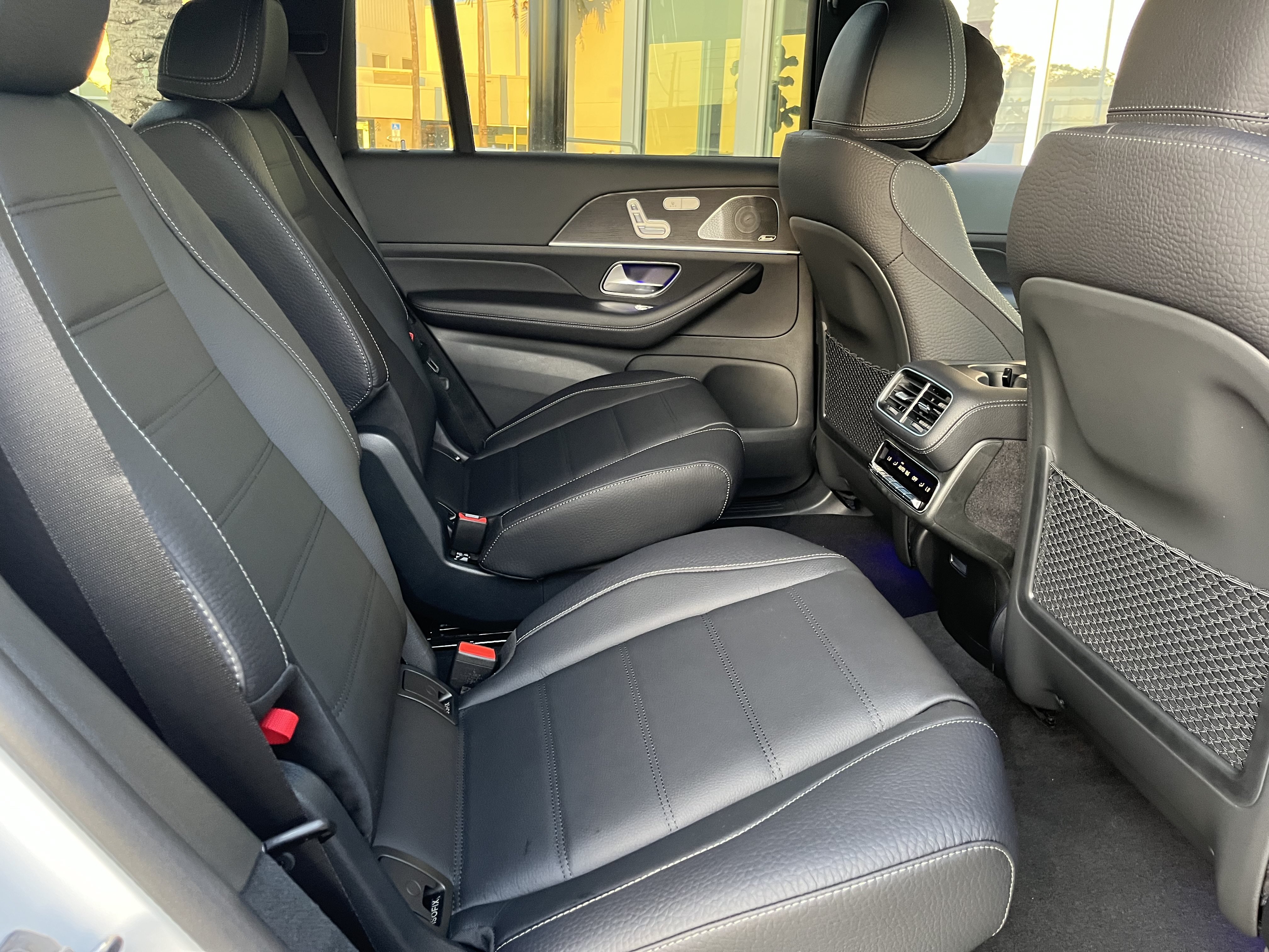 New 2026 MOONLIGHT WHITE Mercedes-Benz GLS 450 image 19