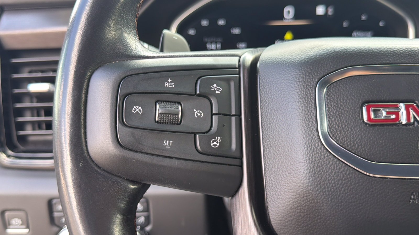 Certified Used 2022 Quicksilver Metallic GMC AT4 image 26