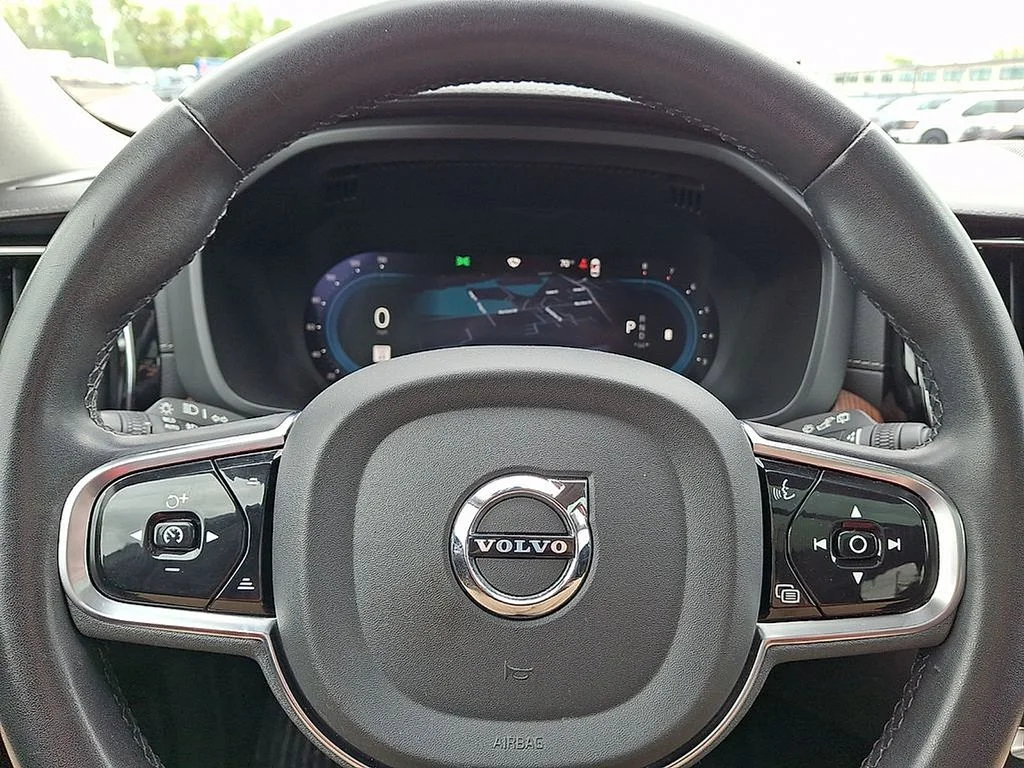 2023 Volvo XC60 Ultimate - Photo 19