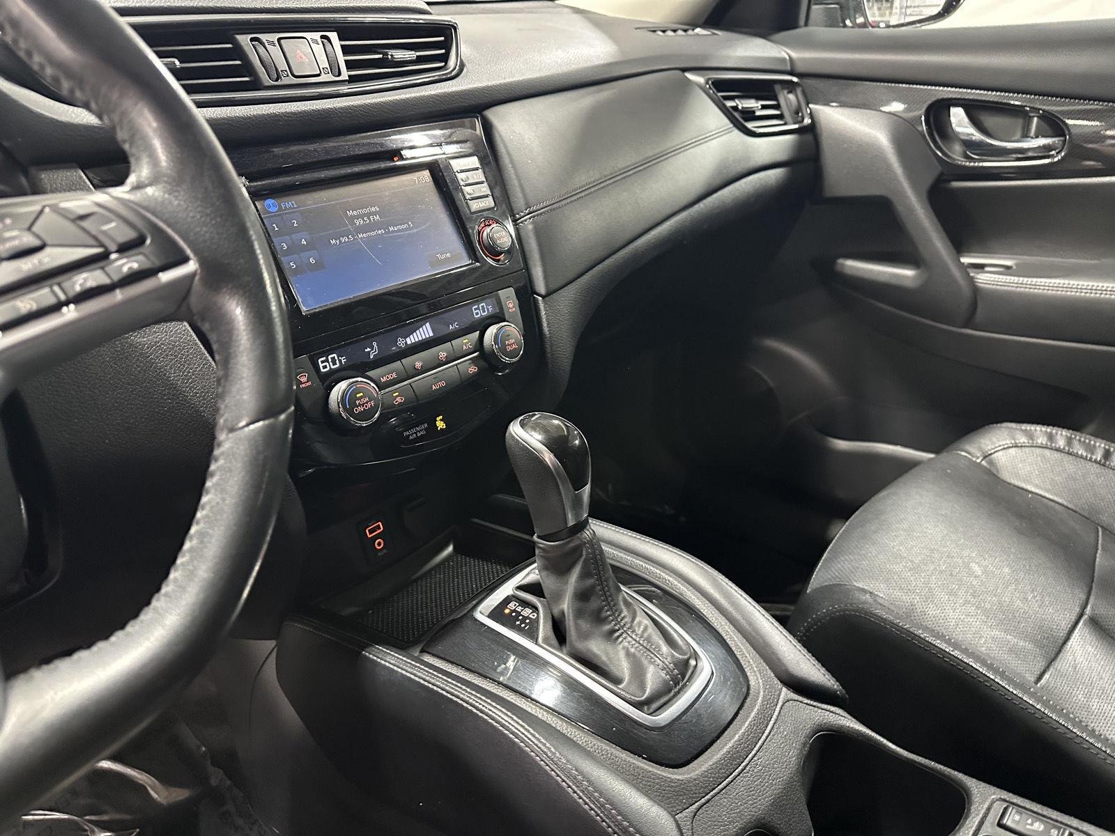 2017 Nissan Rogue SL - Photo 32