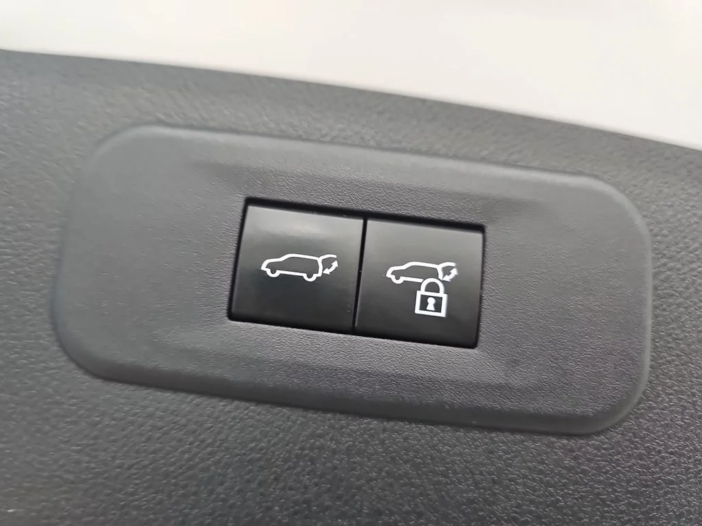 Used 2024 White Lexus 350 Base image 16