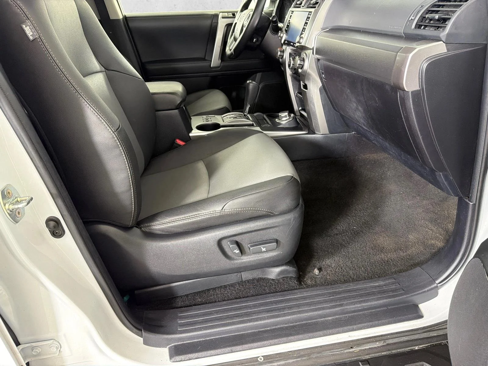 Used 2024 White Toyota SR5 Premium image 14