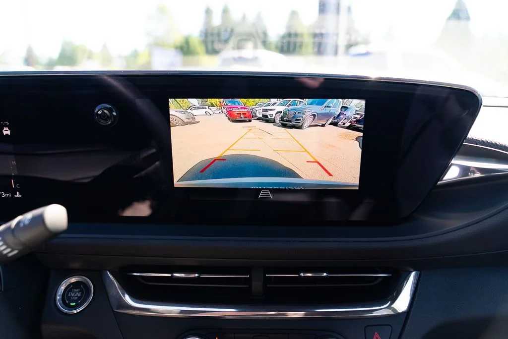 Used 2025 Blue Buick Preferred image 14